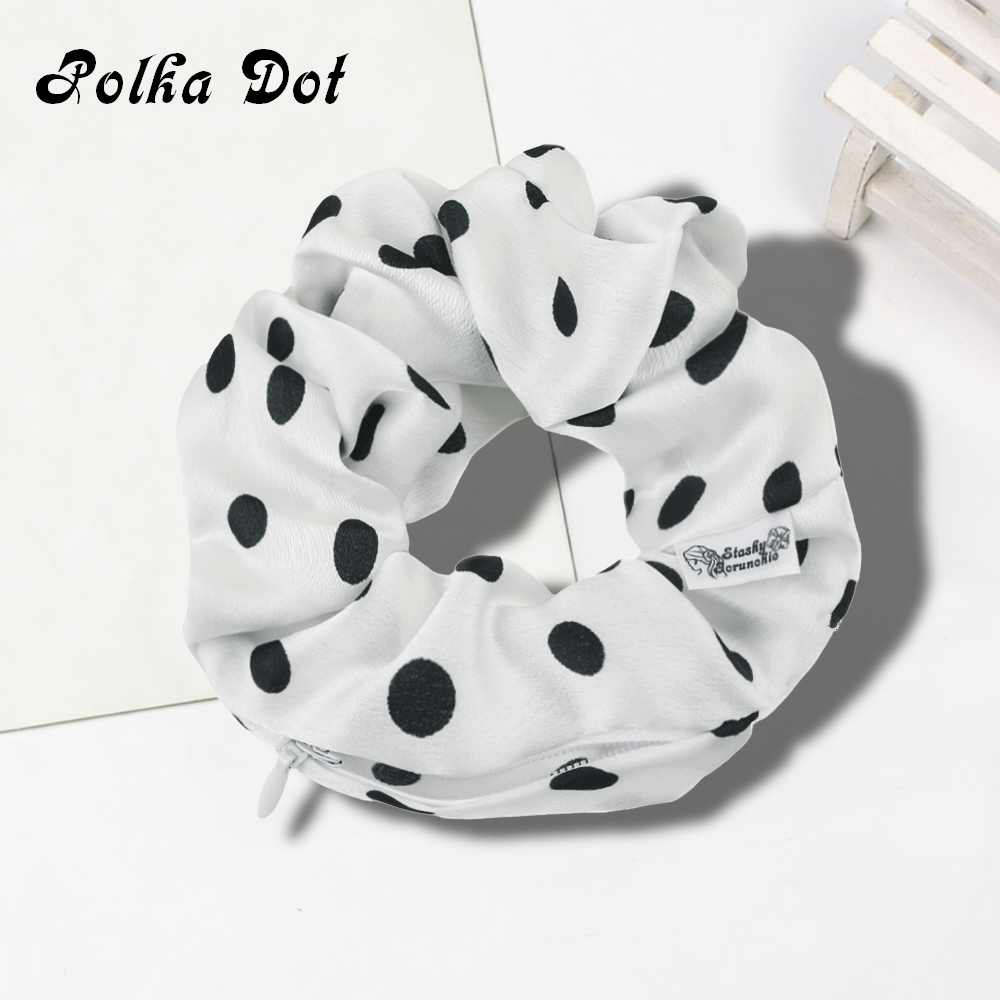 Stashy Scrunchie - Polka Dot