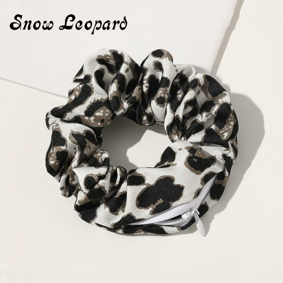 Stashy Scrunchie - Snow Leopard